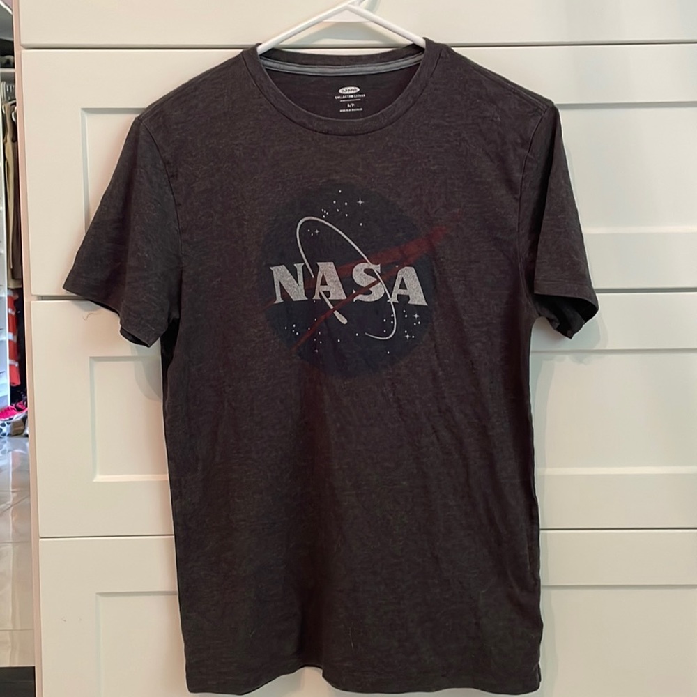 Old Navy NASA t-shirt